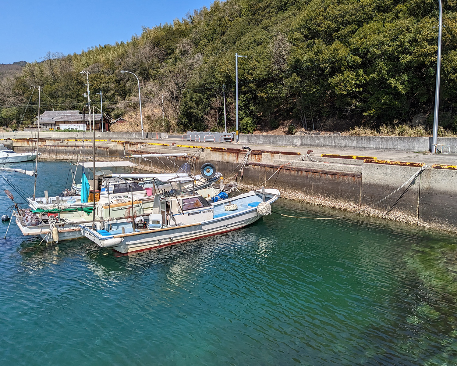 讃岐広島の穏やかな海。